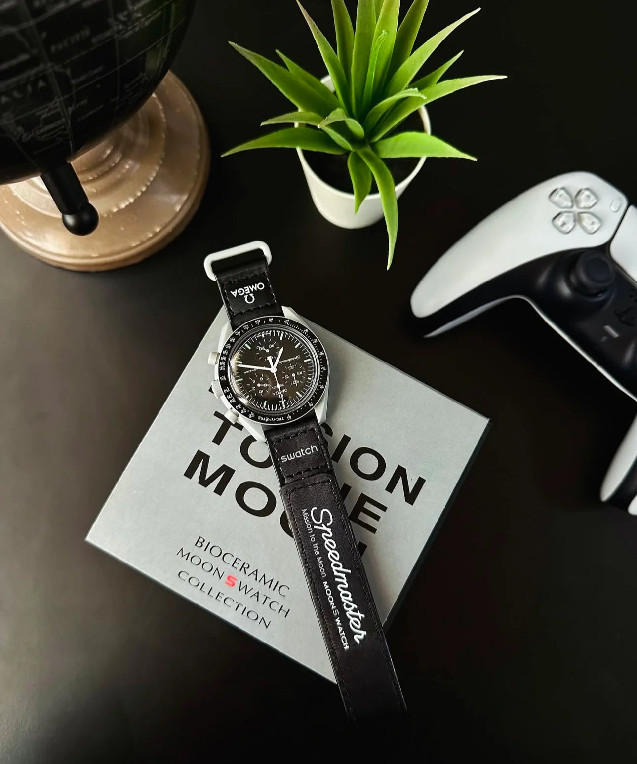 OMEGA X SWATCH Ω ⌚